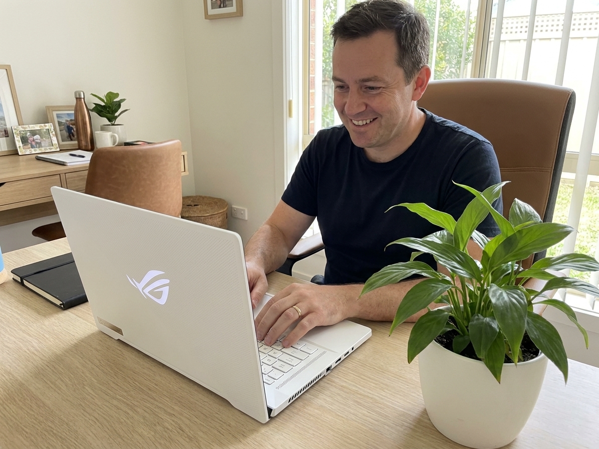 Asus ROG Zephyrus repair - the actual Asus ROG Zephyrus at home, owner using it and running smoothly